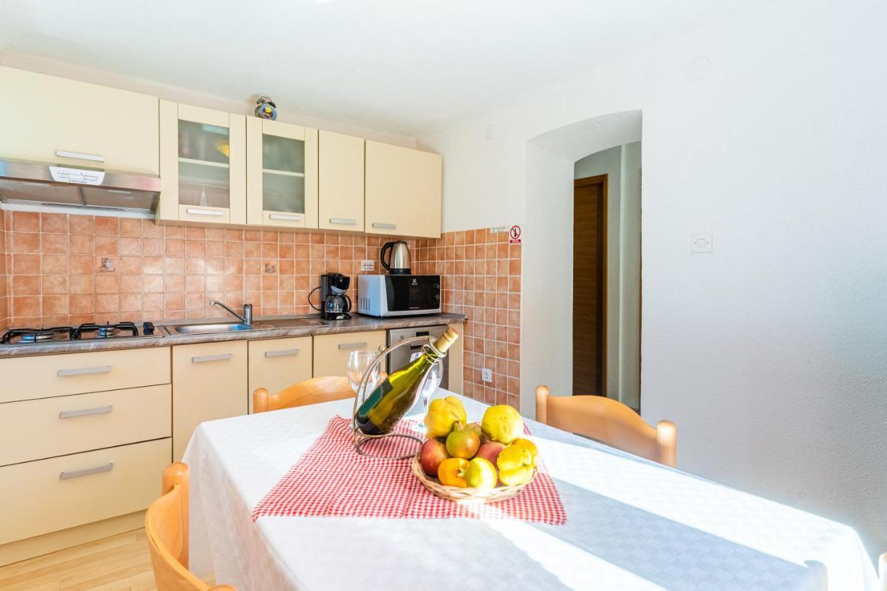 Apartmani Valun1 Extérieur photo