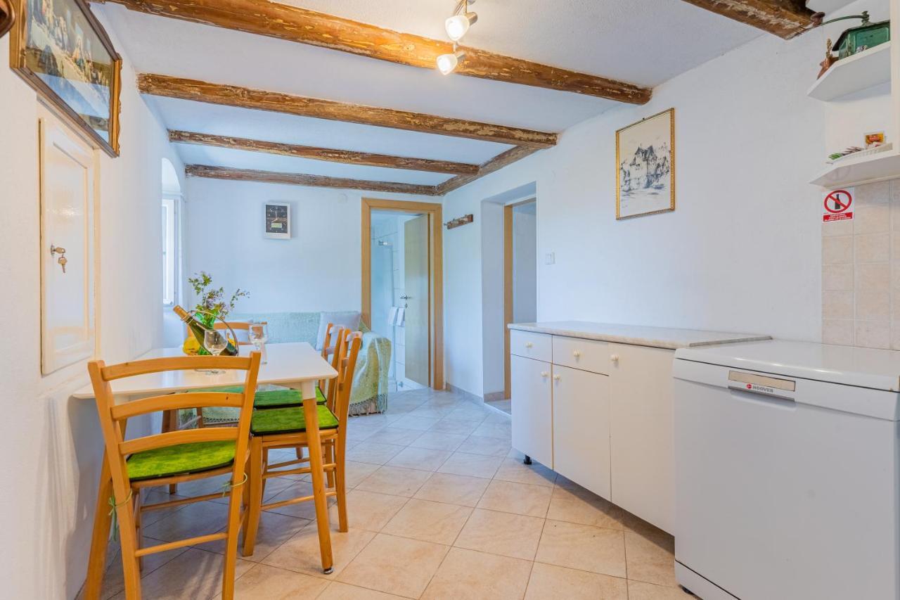 Apartmani Valun1 Extérieur photo