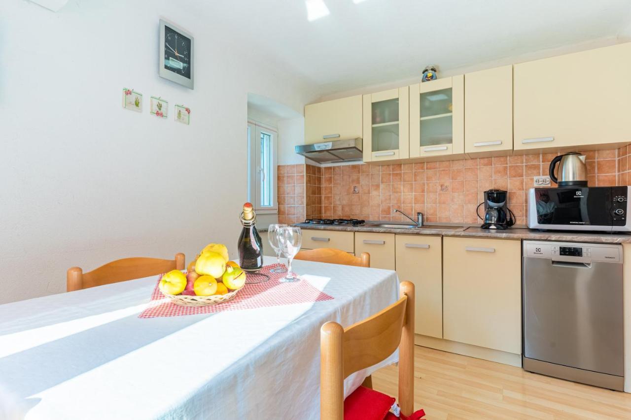 Apartmani Valun1 Extérieur photo