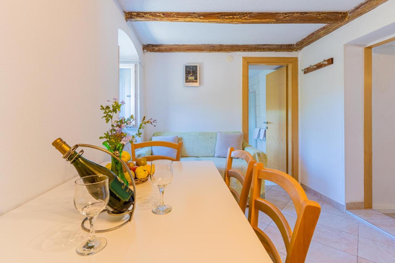 Apartmani Valun1 Extérieur photo